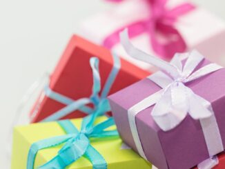 Smykker kan være den helt oplagte gave til fødselsdage, jul og andre begivenheder